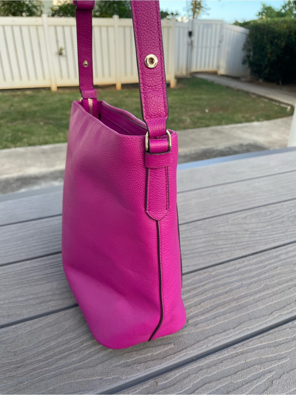 kate spade Hot Pink Pebbled Leather Crossbody/Shoulder Bag - Picture 3 of 8